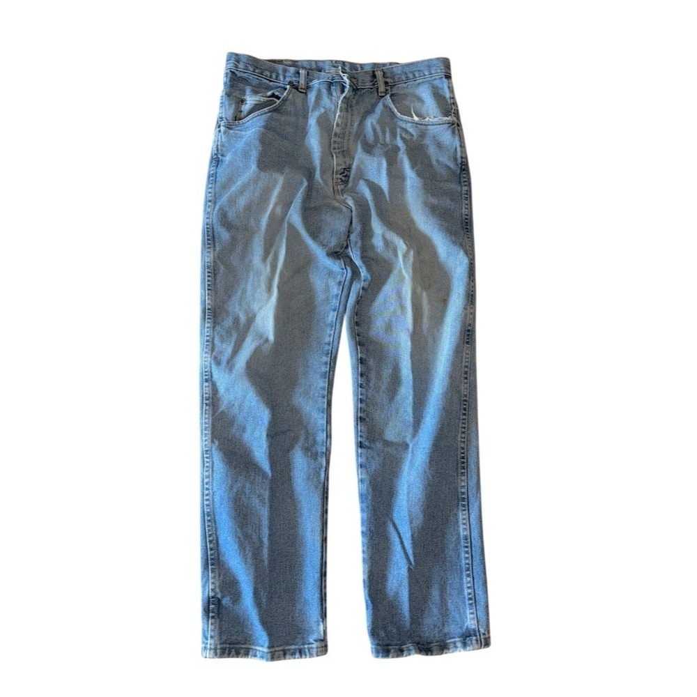 Wrangler Rugged Wear Jeans Mens 38x32 Light Wash Blue Straight Leg vintage